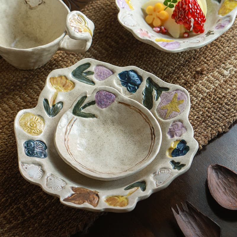 Flowers on the mud, retro ceramic tableware, fruit plate, high-looking dessert plate, home moving gift, underglaze color