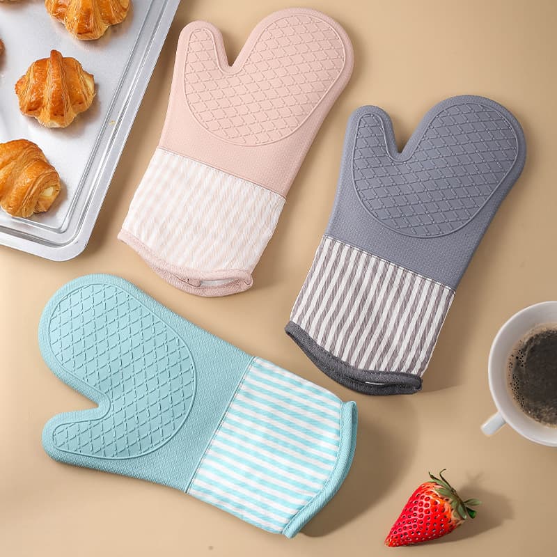 Wholesale Thickened Silicone Insulated Gloves, Kitchen Small Tools Oven Cotton-Lined Anti-Scald Gloves, Household Microwave Gloves