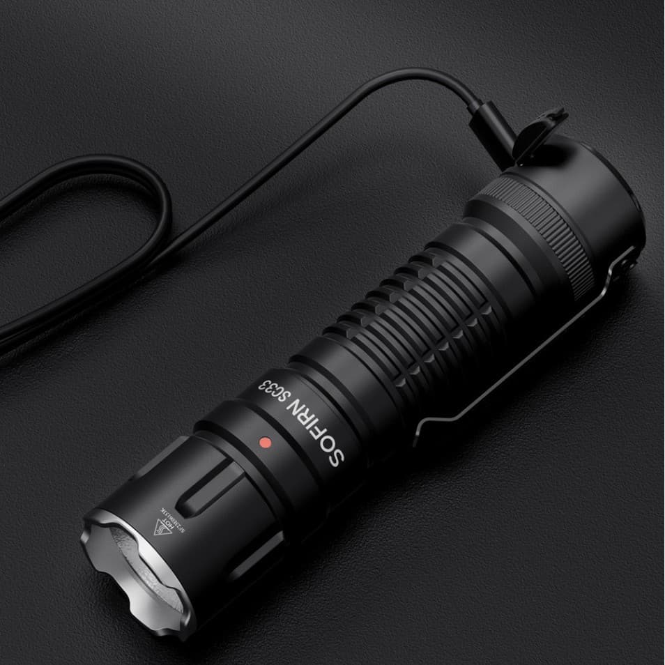 SC33 electronic tail switch with Cree 70.3 LED, 21700 battery for outdoor adventure camping with long battery life