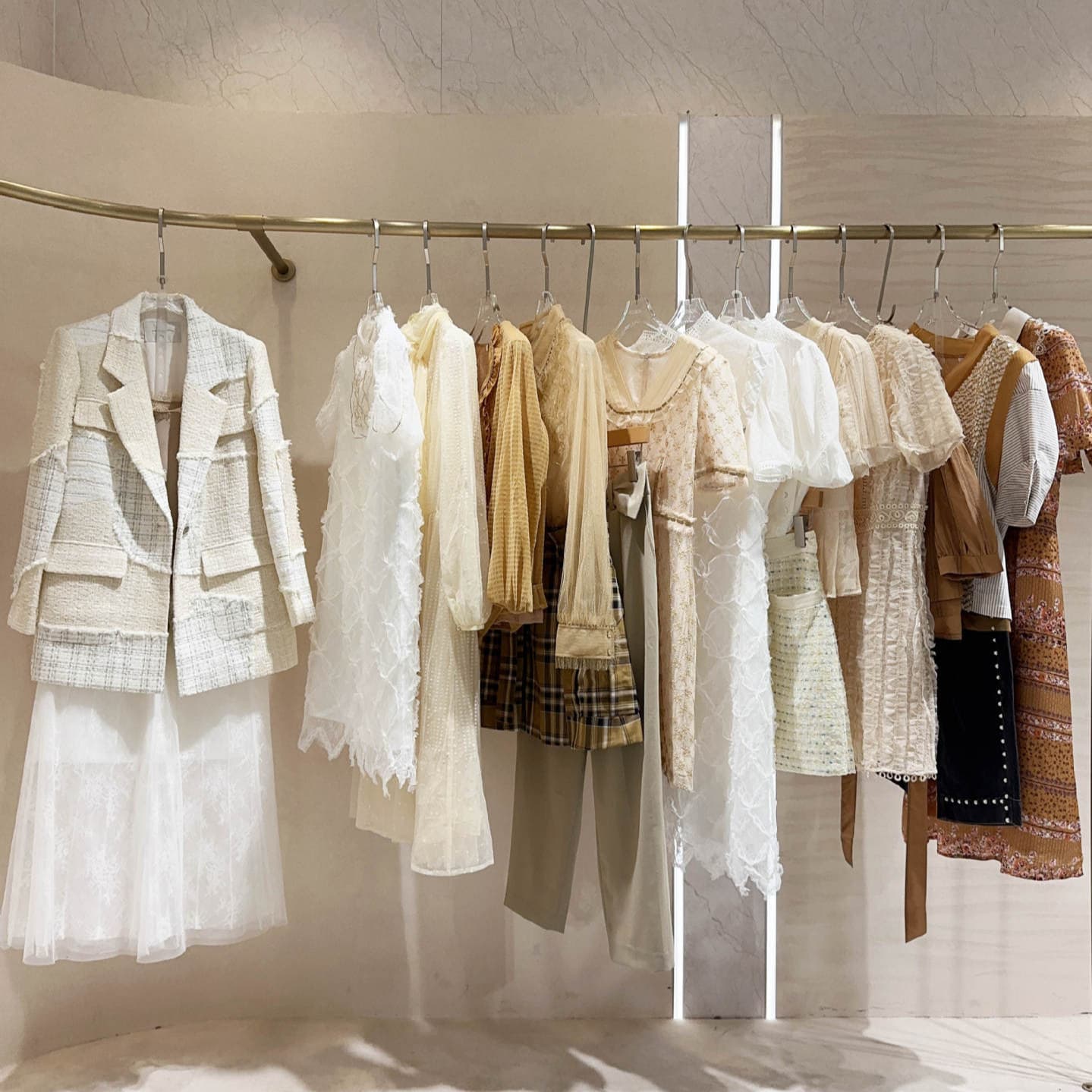 Women's Dress Final Stock Factory Brand Discount Women's Clothing Clearance Wholesale Mixed Lot First-Hand Source