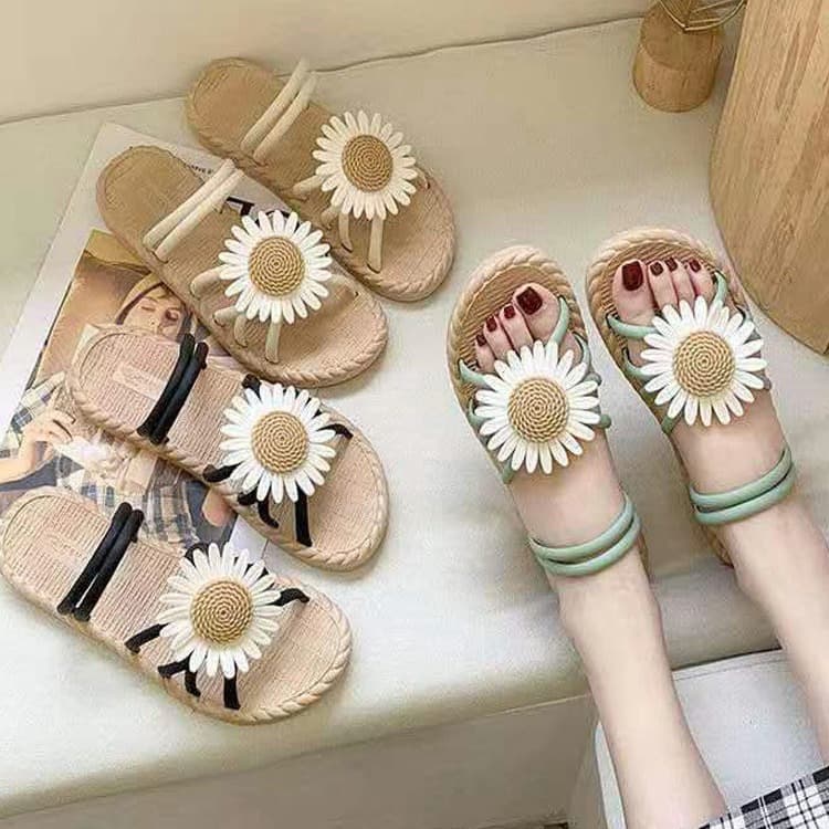 Women's Summer Slippers 2023 New Style Sandals Versatile Trendy Roman Style Korean Fashion Slippers