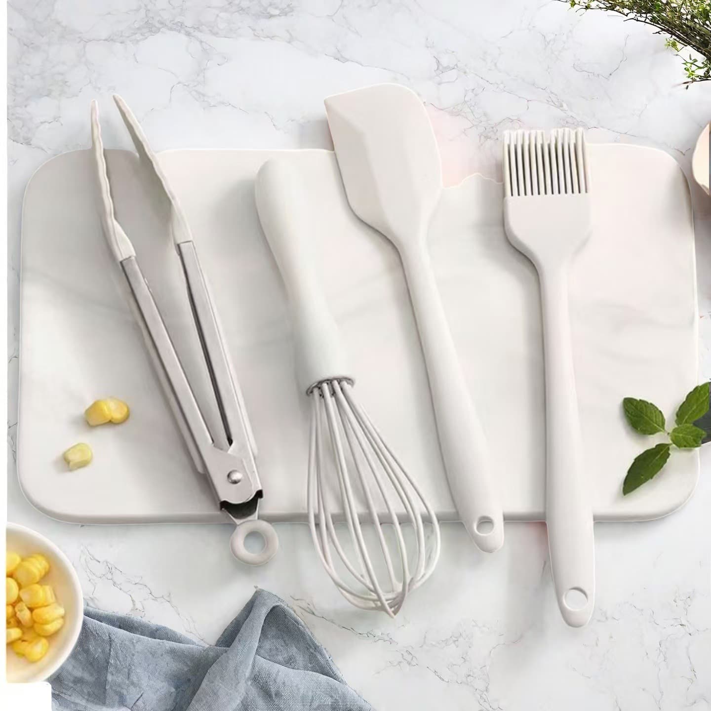 Cooking Silicone Baking Tool Set Kitchen Silicone Spatula Oil Brush Mixing Whisk Barbecue Food Tongs