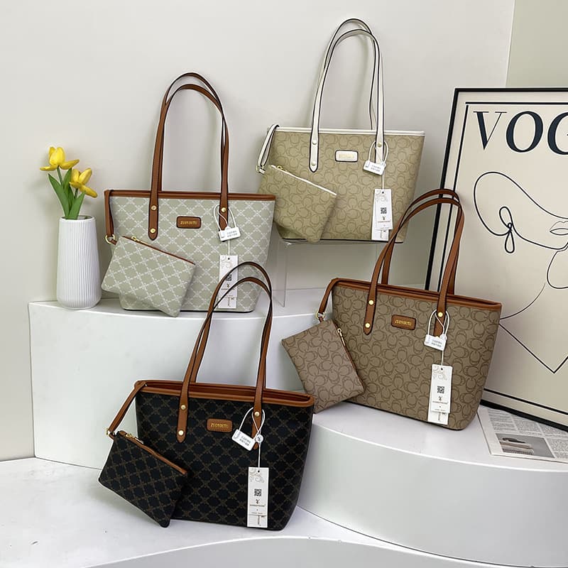 European and American Printed Large Handbags, Cross-Border New Women's Shoulder Bags, Retro Versatile Commuting Totes, Mother-in-Law Bags