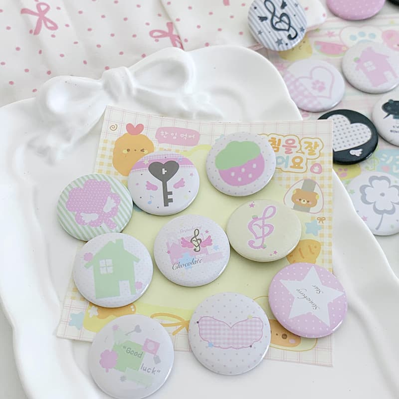 Original cute ins-style mini badge, adorable cartoon journal decoration, 25mm pin brooch, charming and cute