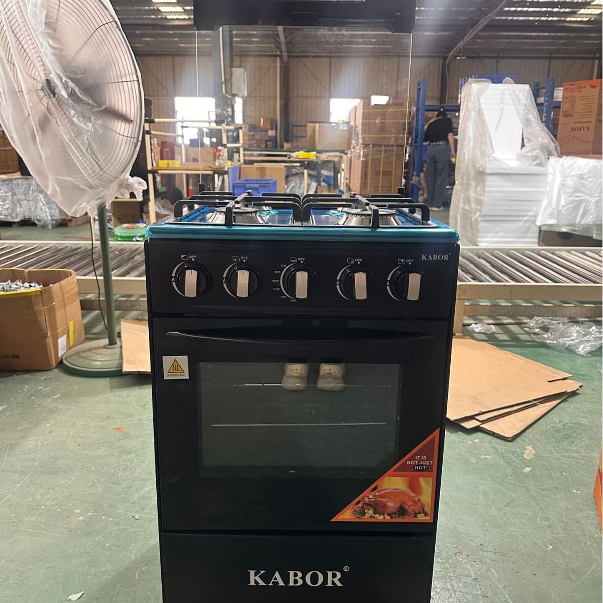 4-Burner Gas Oven with Integrated Vertical Cooker, Four-Burner Gas Oven for Export