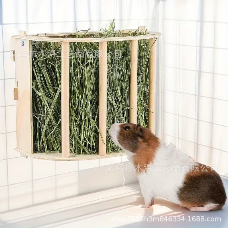 Cross-border pet supplies wooden rabbit feeder, rabbit hay rack, hanging squirrel hay feeder, guinea pig hay rack