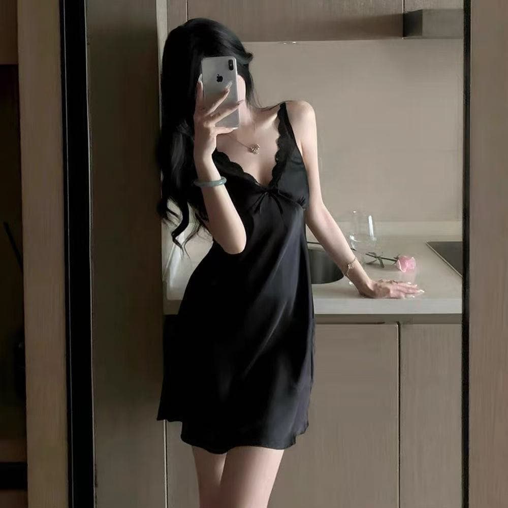 Muyi Lingerie French Ice Silk Nightgown Sexy Lace Pure Desire Camisole Sleep Dress with Padded Bra Women's Loungewear