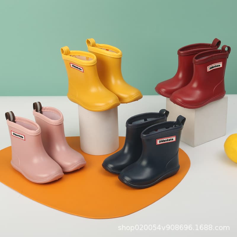 Children's Rain Boots Anti-Slip Japanese Style Solid Color Soft Girls' Rain Boots, 1-3 Years Boys' PVC One-Piece Low-Cut Water Shoes