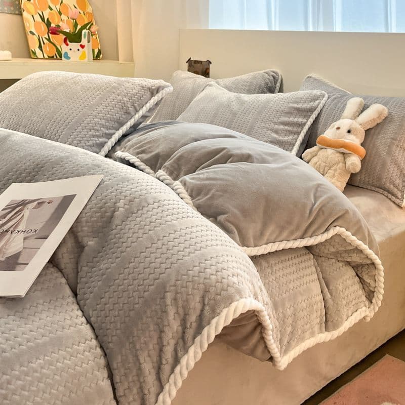 Class A Jacquard Milk Fleece Bedding 4-Piece Set Winter Double-Sided Plush Flannel Duvet Cover Thick Coral Fleece Sheet 4