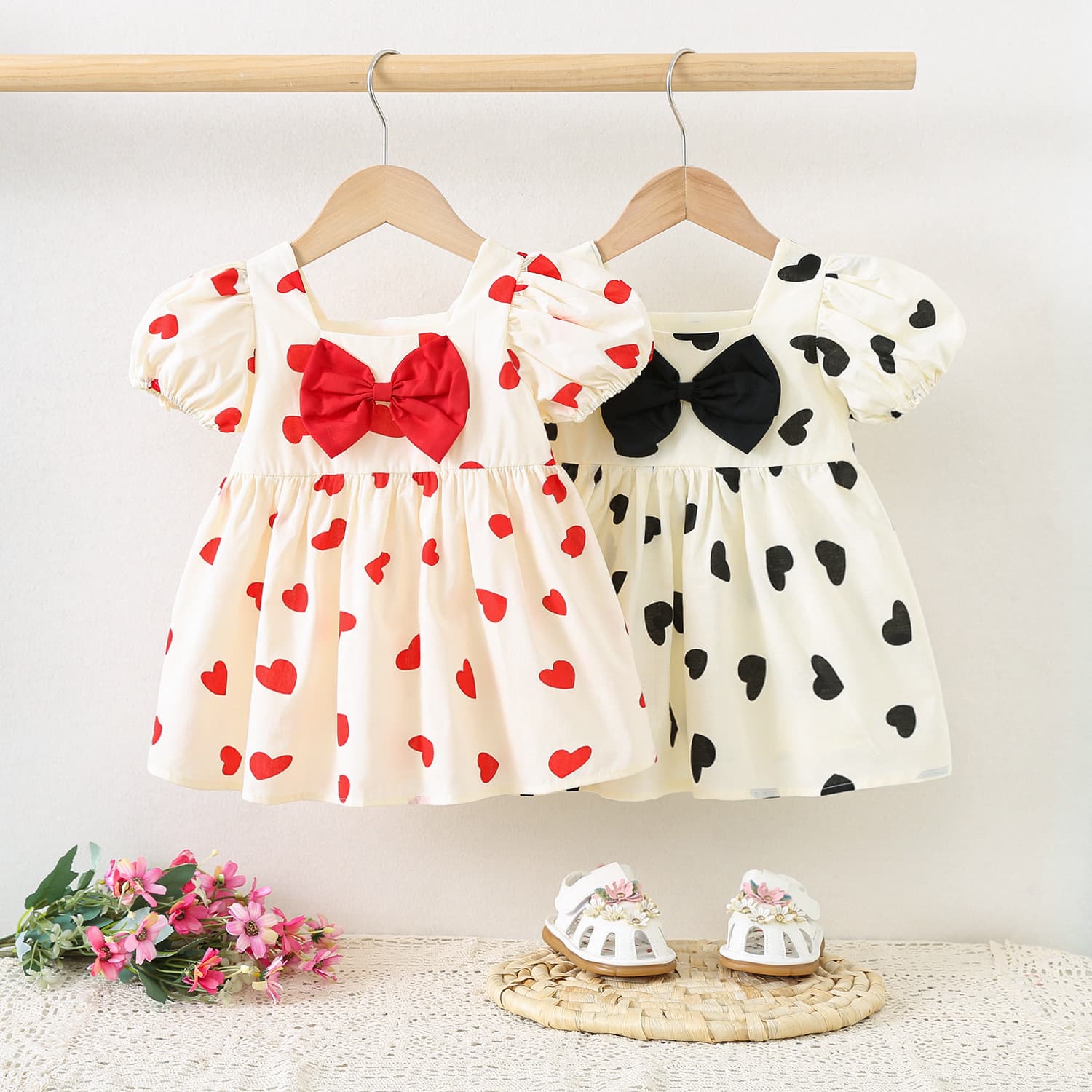 1425 New Style Baby Girl Heart Dress, Princess Dress for 1-3 Years Old, Summer Clothing