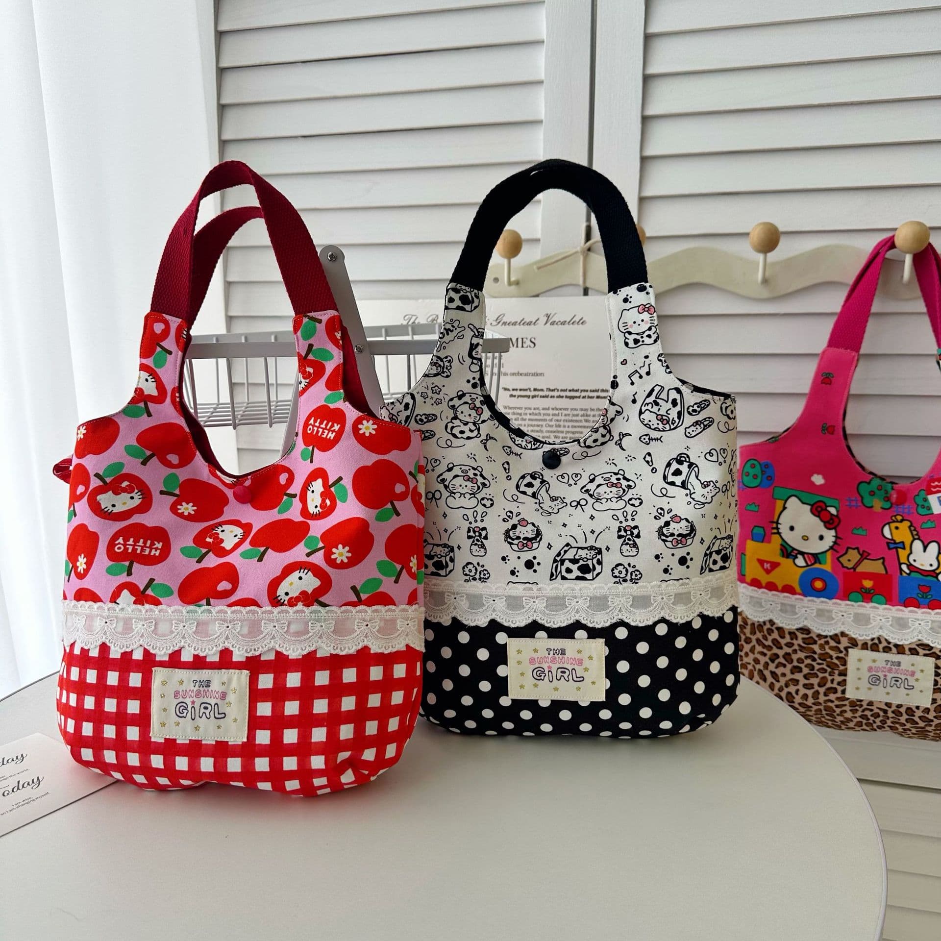 Vintage Handmade KT Canvas Bag Vest Tote Bag Strolling Bag Polka Dot Lace Kitty Handbag Wholesale