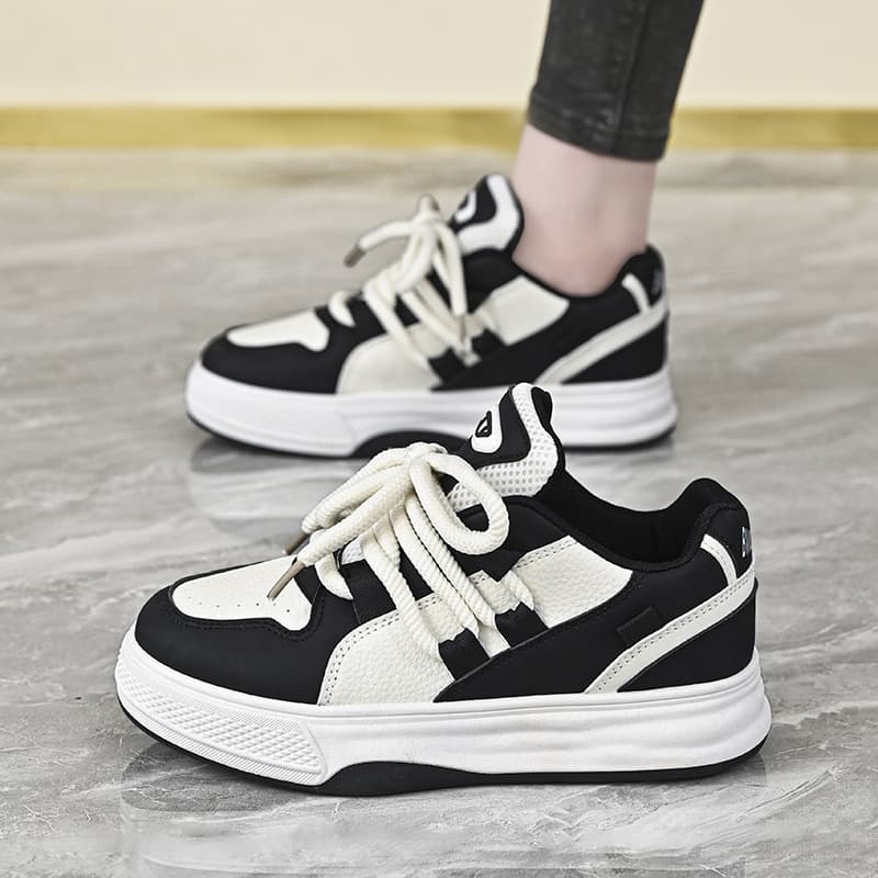 Dad Retro Versatile White Sneakers 2025 Women's Niche Color-Block Sports Skate Shoes Elevated Thick Sole Trendy New Casual