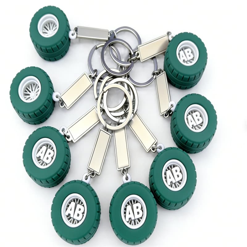 3D Tire Keychain Cartoon Simulation Tire Pendant Metal Hub Tire Keychain Tire Rubber Key Lanyard