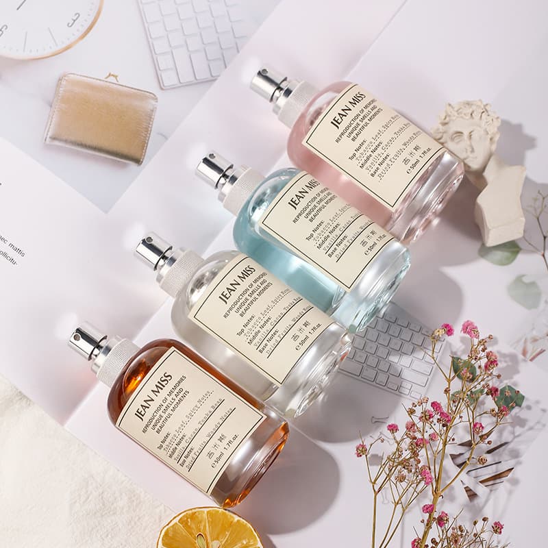 Xiaocheng Yixiang Douyin's same style women's perfume Lazy Weekend Fresh and Natural Light Fragrance Oriental Fragrance After the Rain