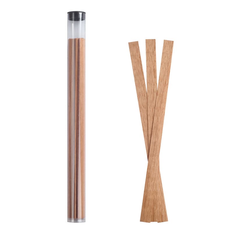 Cedar Wood Strips 40pcs/Box Cigar Wood Chips for Lighting Cigars and Pipes Cigar Accessories for Aging and Aroma Matches