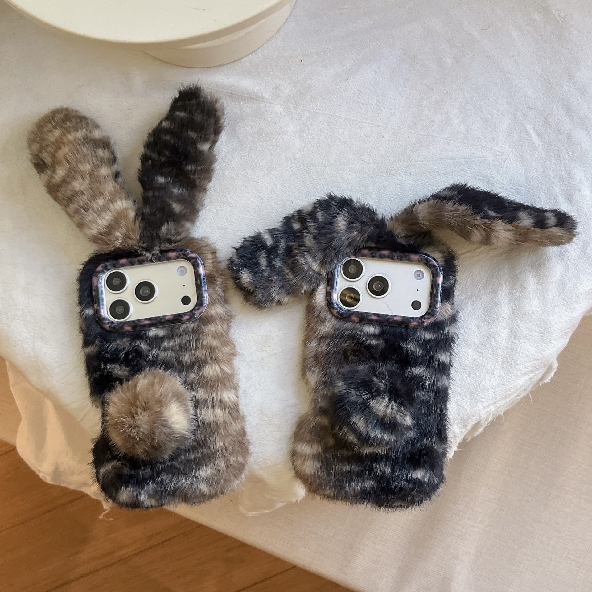 Gradient Plush Bunny Ear Case Gradient Deer Pattern Bunny Ear Plush Phone Case for iPhone 17