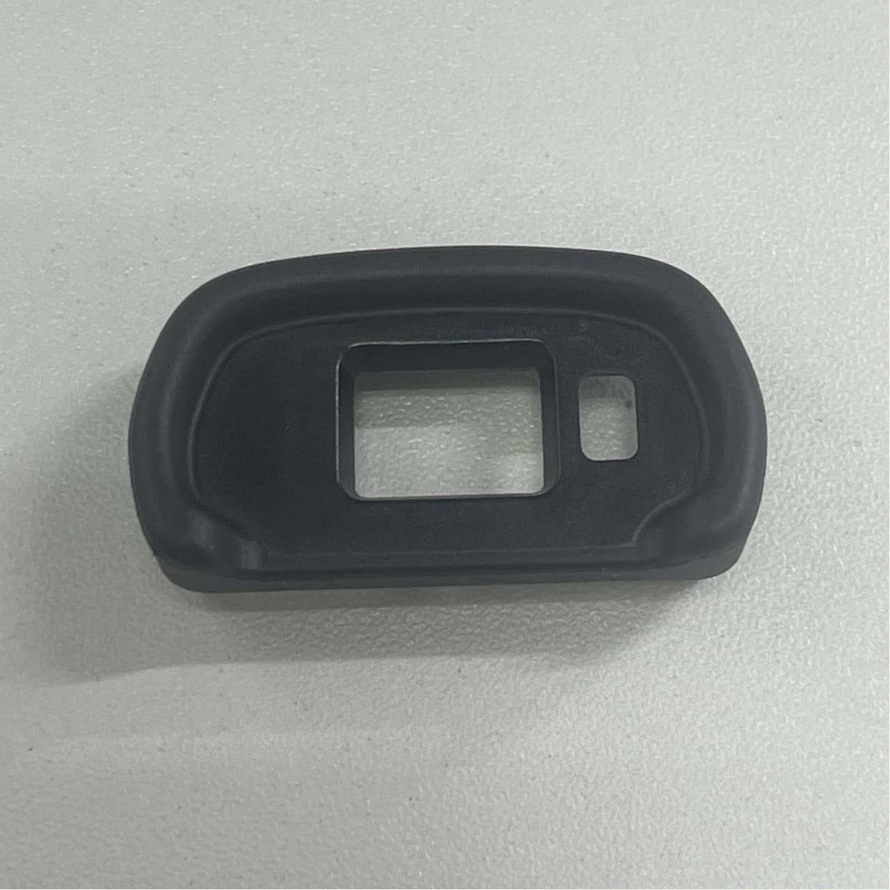 Suitable for Canon R50, R100 eyecup eyepiece cover eyepiece frame viewfinder R50 camera eyecup R100 eyecup