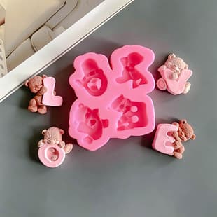 DIY Cute Cartoon Bear Holding LOVE Shape Silicone Mold for Chocolate, Plaster, Crystal Epoxy Resin Decoration Ornaments