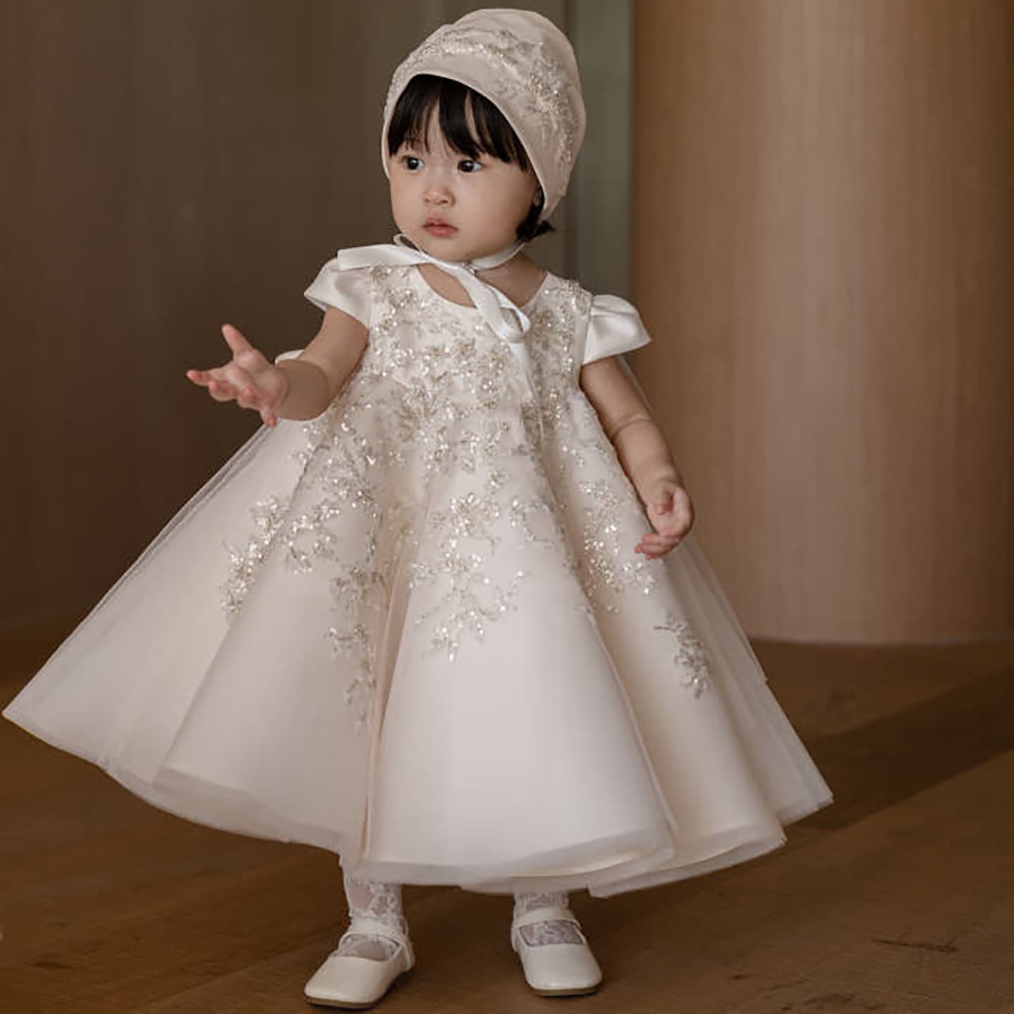 Exquisite and Adorable Baby Girl's 1st Birthday White Dress High-Waist Flower Girl Tutu Princess Gown