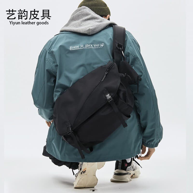 Street Style Men's Crossbody Bag Large Capacity Casual Shoulder Bag Fashionable Japanese Style Nylon Youth Workwear Bag