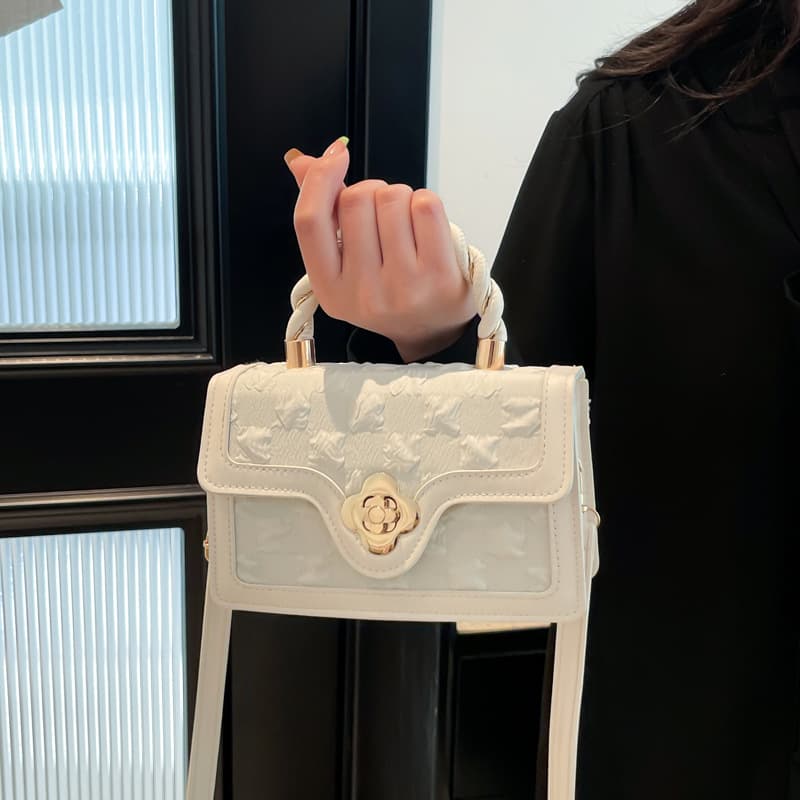 2026 New Handbag Fashion Shoulder Bag Simple Trendy Crossbody Bag Retro Chic Contrast Color Bag for Women
