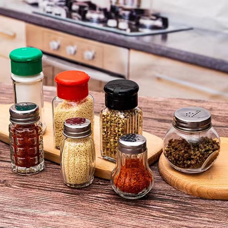 Wholesale kitchen seasoning jar round square seasoning bottle transparent glass peppercorn seasoning bottle restaurant barbecue