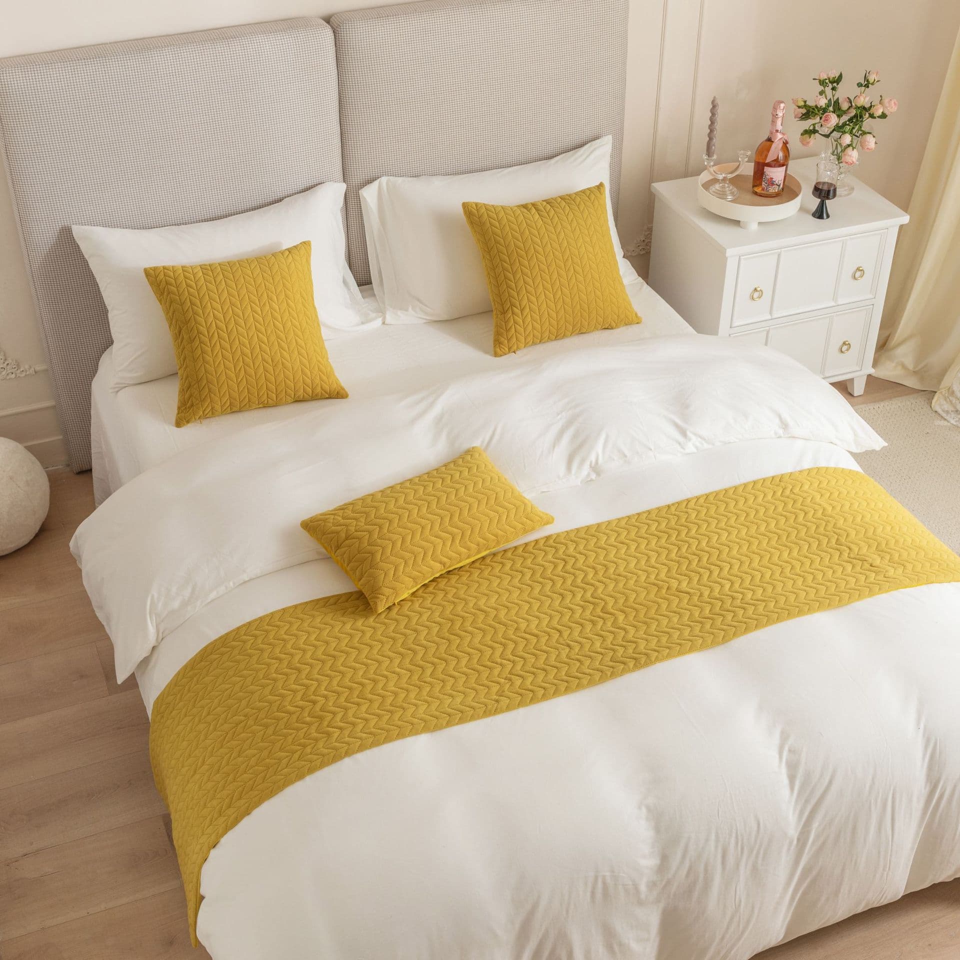New Dutch Velvet Wheat Ear Pattern Hotel and Homestay Bed Runner