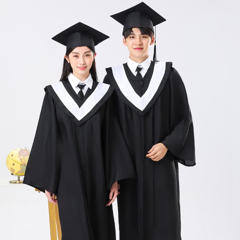Taiwan and Hong Kong Bachelor's, Master's, and Doctoral gowns available now! Undergraduate Bachelor's gowns, graduation dresses for arts, sciences, and engineering.