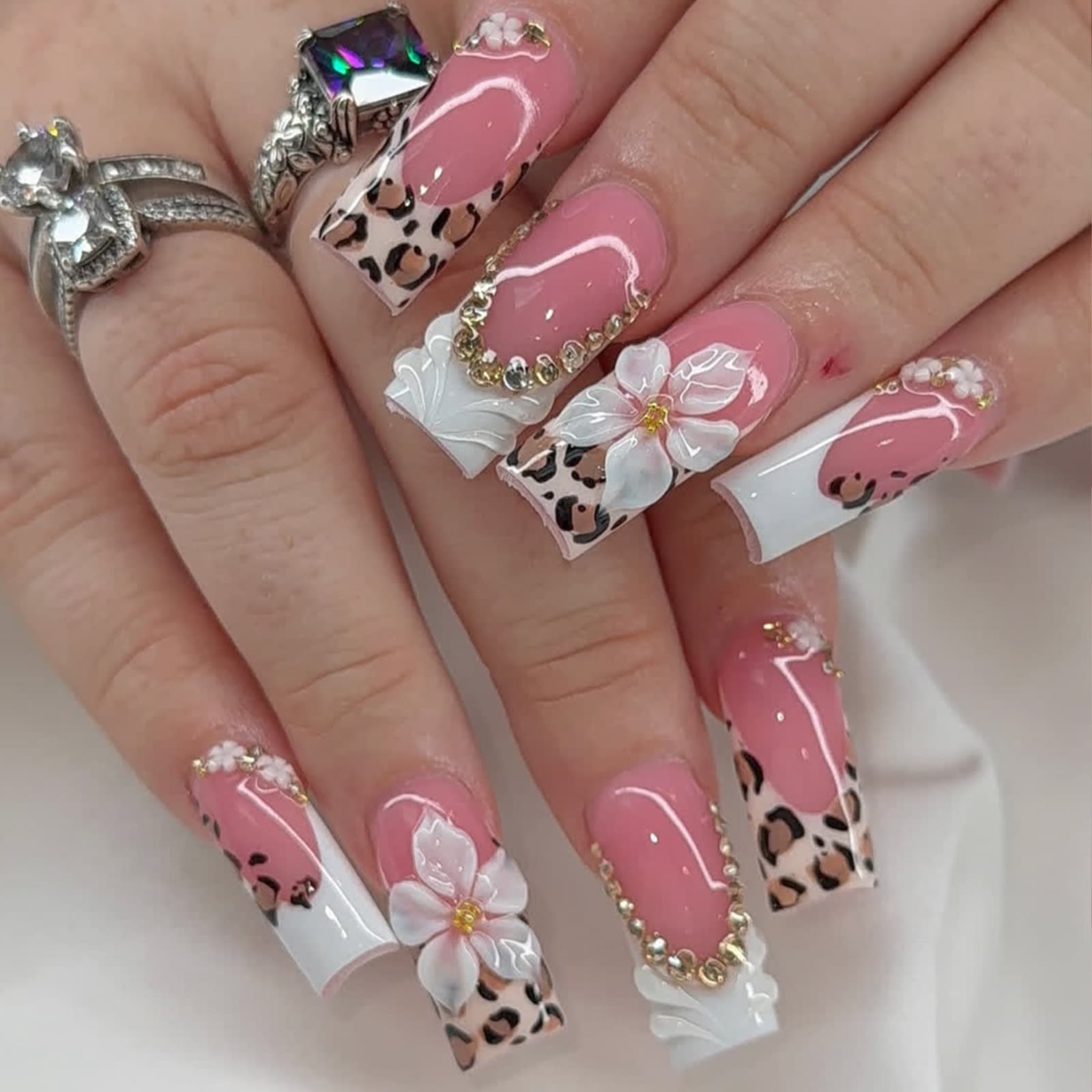 Cross-border Hot Sale Fashionable European Square French Style Leopard Print Floral Wearable Nails Detachable False Nails Finished Boxed Set