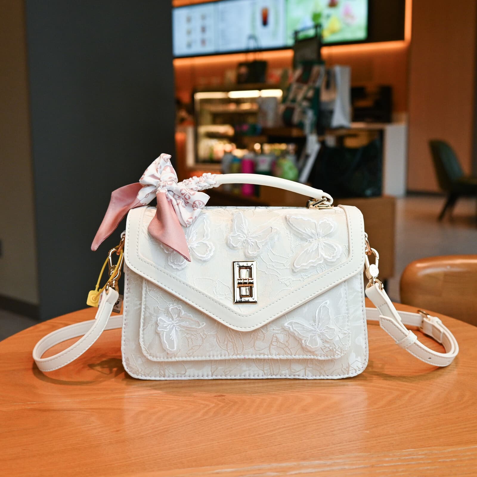 Direct from Factory Louis Michel 2025 New Women's Bag Fashion Handbag Versatile Shoulder Crossbody Butterfly Embroidery