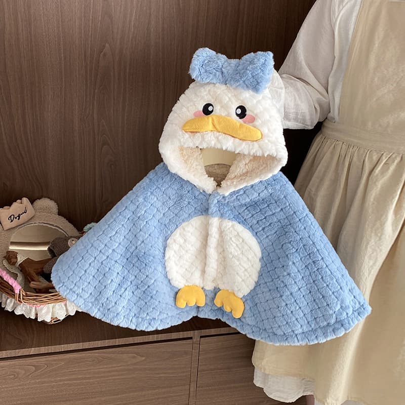 Baby Cape Autumn/Winter Children's Duck-themed Cloak for Boys and Girls Fleece-lined Coat Winter Outing Windproof Shawl