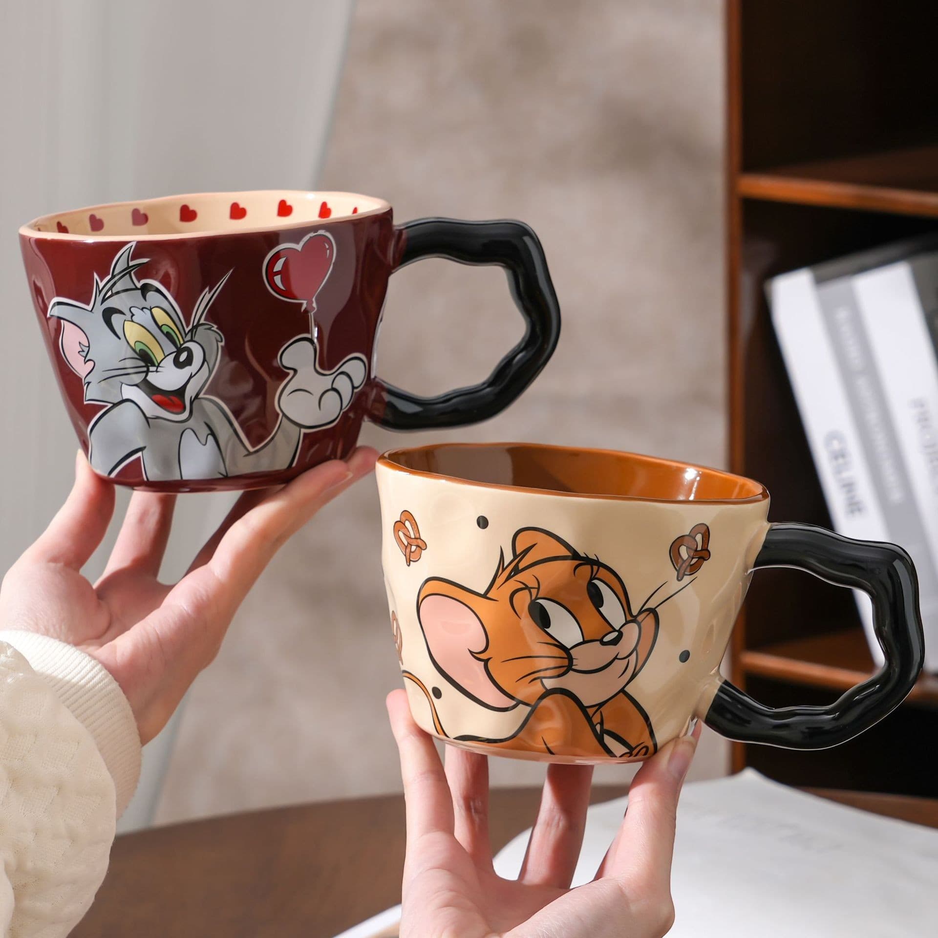 Genuine Tom and Jerry Mug Large Capacity Cup Couple Water Cup Cartoon Ceramic Cup Cute Birthday Gift