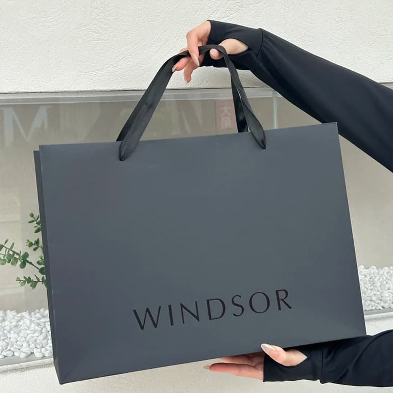 New Black Small Business Paper Gift Bags with Your Own Logo, Branded Luxury Shopping Bags with Logo