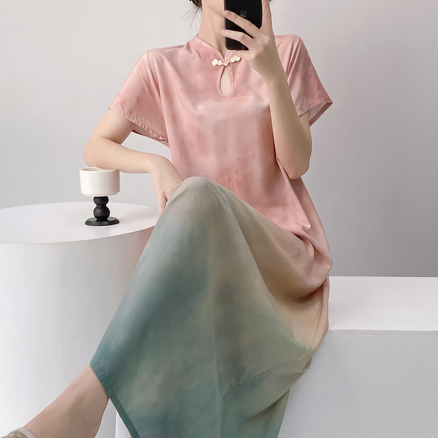 Vintage Style Modified Cheongsam Dress for Women Summer Thin Fabric Button Knot Stand Collar Cotton Silk Sleep Dress New Chinese Style Elegant National Dress
