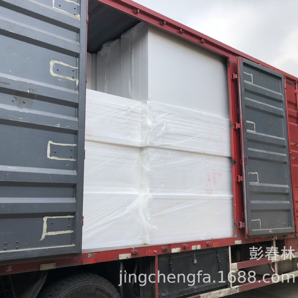 Dongguan Medium to High-Density Foam Panels for Construction Filling, Backfilling, Insulation, Pontoon, and Shipbuilding Use