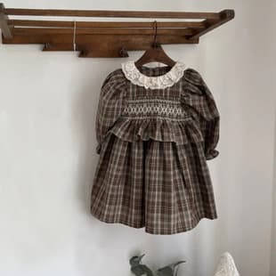 Girls Autumn Nordic Style Vintage Plaid Lace-Trim Smocked Princess Dress, Little Girl Elegant Long-Sleeve Dress
