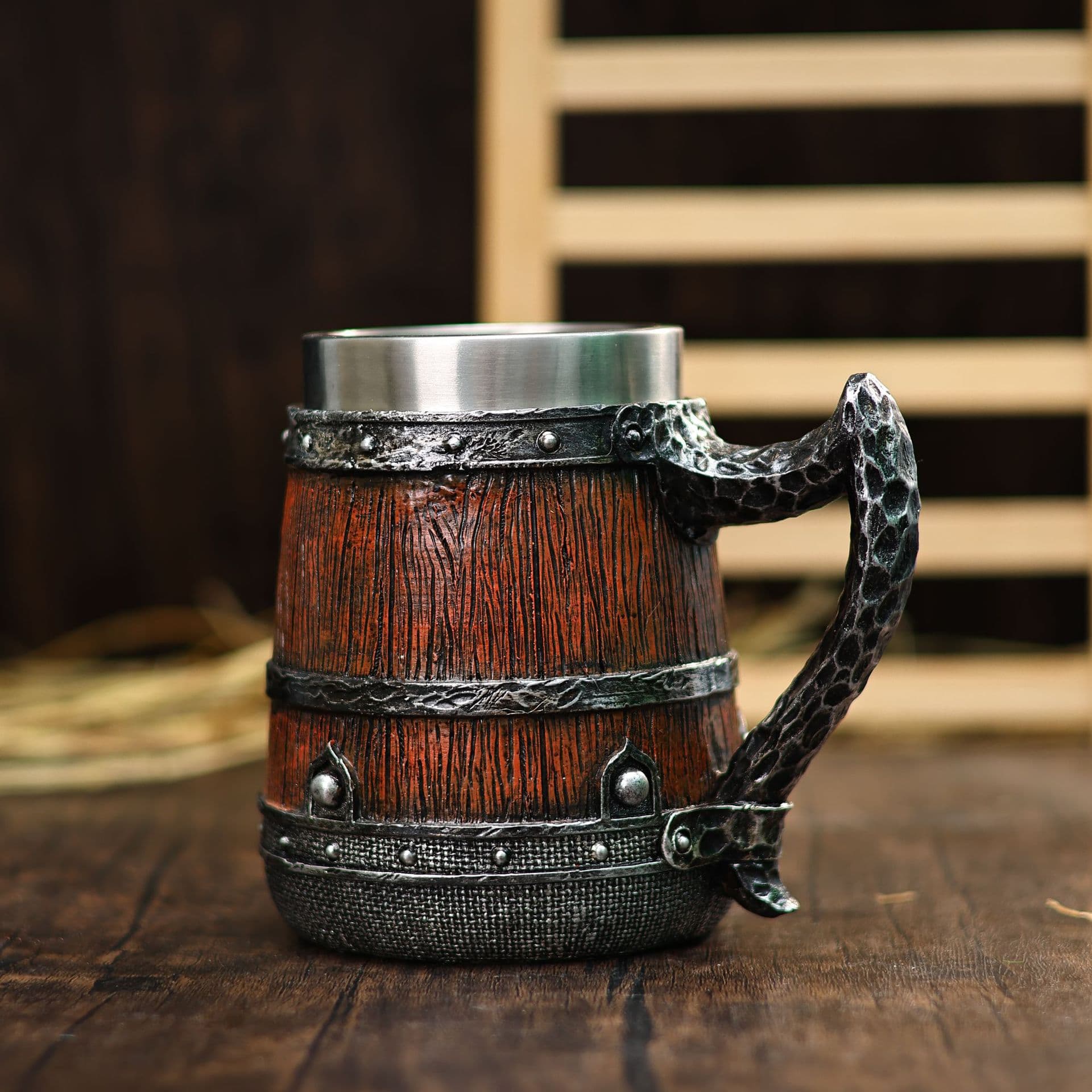 New Retro Wooden Barrel Shaped Beer Mug Personalized Viking Pirate Large Capacity Beer Barrel Cup Handmade Mug
