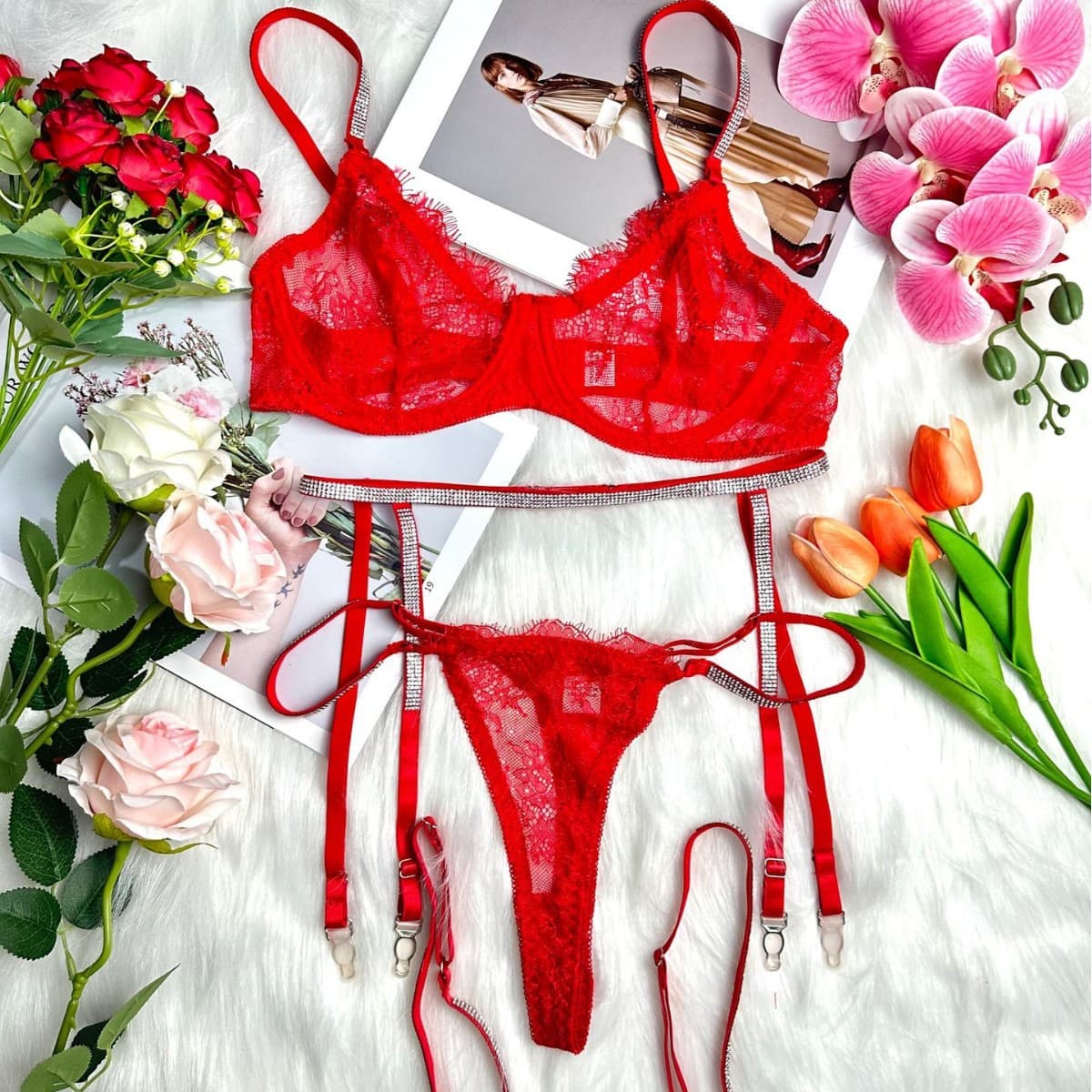 European and American cross-border popular sexy lingerie lace lace hot diamond sexy see-through thong garter four-piece set