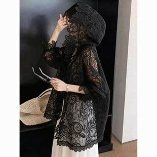 French Luxury High-End Black Lace Crochet Sun-Protection Hooded Shirt for Women 2026 New Plus Size Slimming Jacket