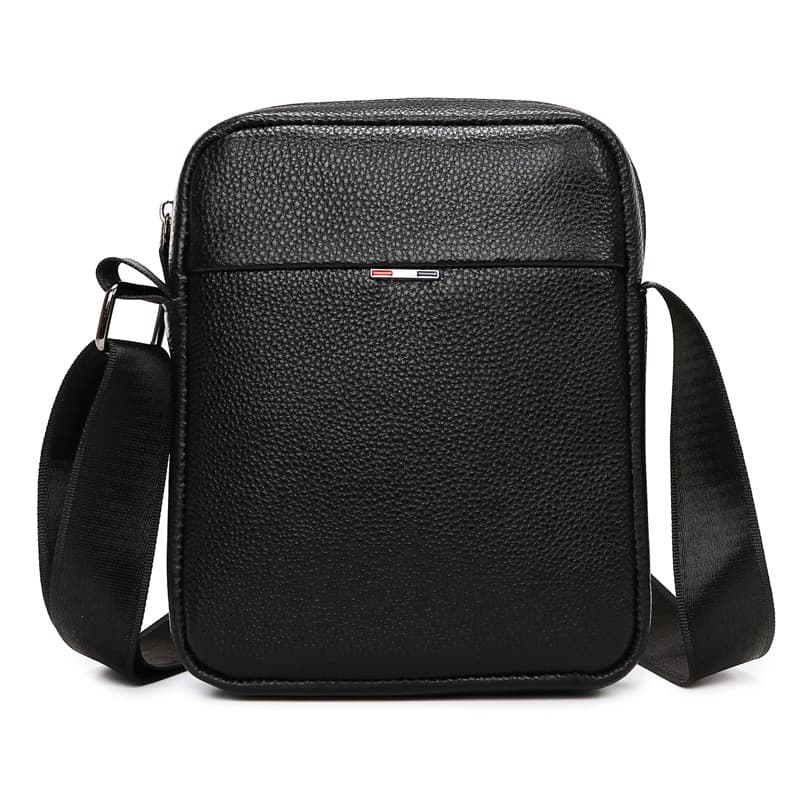 Trendy Large Capacity Leather Men's Shoulder Bag Top Layer Cowhide Crossbody Bag Fashionable Minimalist Style Daily Use