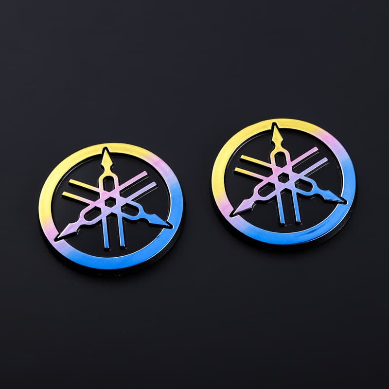 Color 2.5 Round Logo Electric Vehicle Sticker Acrylic Nameplate Badge