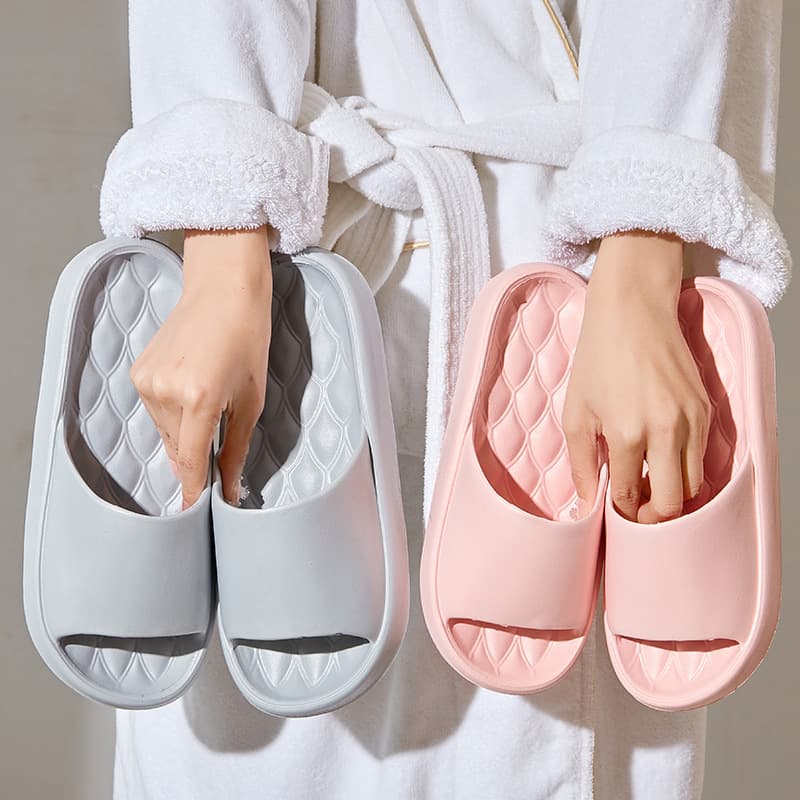 Slippers Hot Sale Home Use 2026 New Style Women's Hotel Cloud-Like Comfort Bathroom Shower Slippers for Men