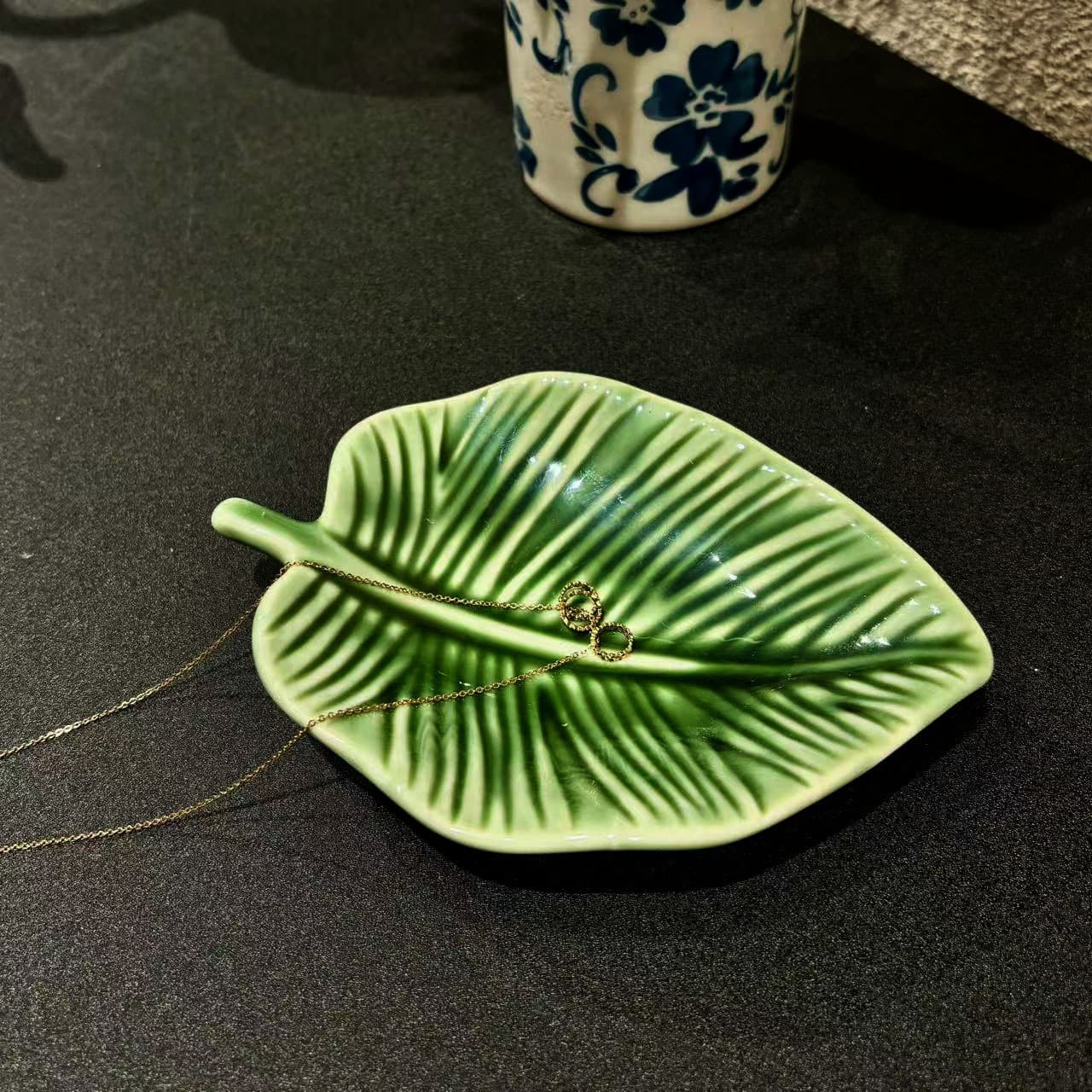 Cross-border Ceramic Jewelry Tray Simple Nordic Home Soft Decoration Green Leaf Tray Cosmetics Jewelry Storage Tray Ornaments