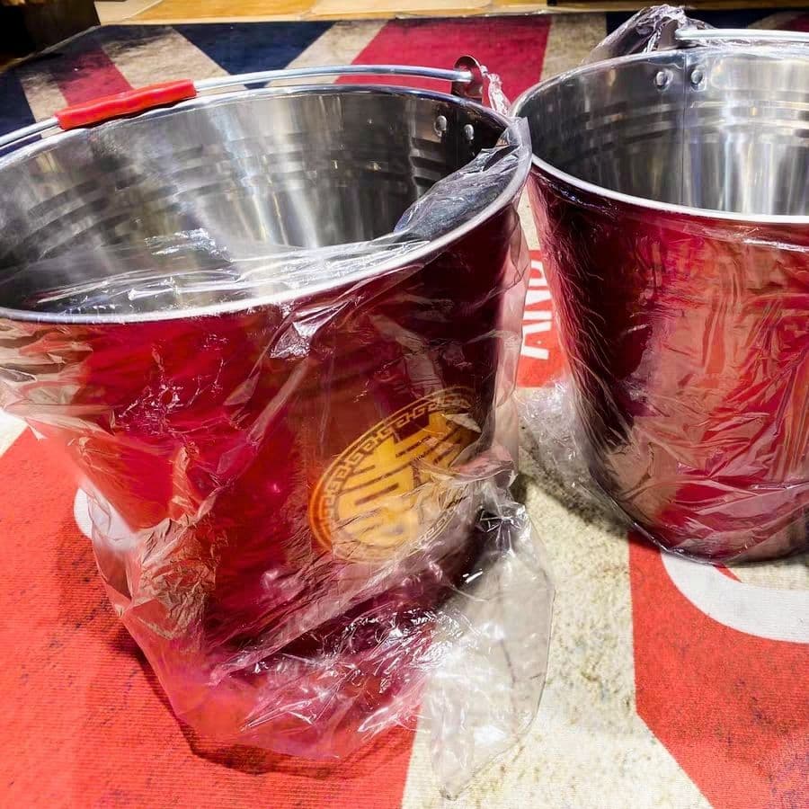 Wedding Descendants Bucket, Bride's Dowry Supplies, Red Water Bucket, Stainless Steel Joy Bucket, Wedding Red Bucket with Lid
