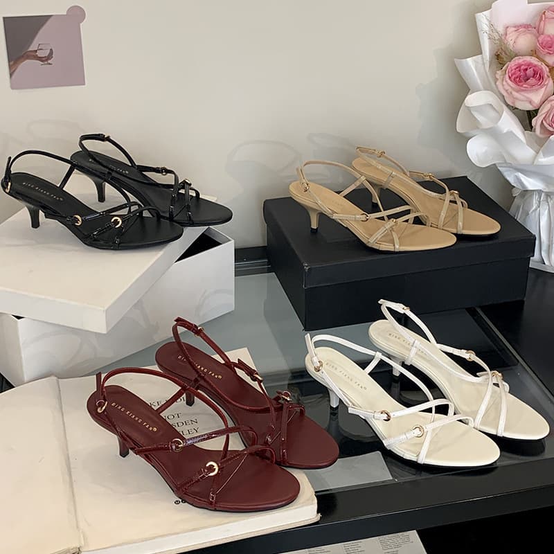 2026 Summer Thin Strap Round Toe Open Toe Women's Shoes Fashionable Commuting Solid Color Medium Heel Sandals Simple Temperament Versatile High Heel Shoes
