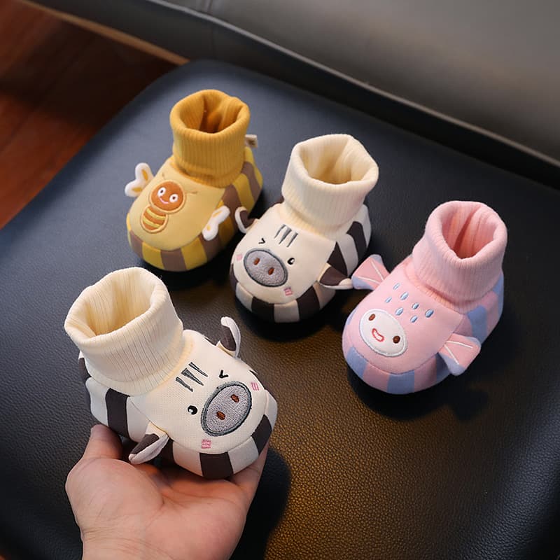 Autumn/Winter Newborn Infant Sock Shoes Toddler Warm Foot Covers Cartoon Fleece-Lined Thick Soft Sole Anti-Slip Non-Drop Walking Shoes