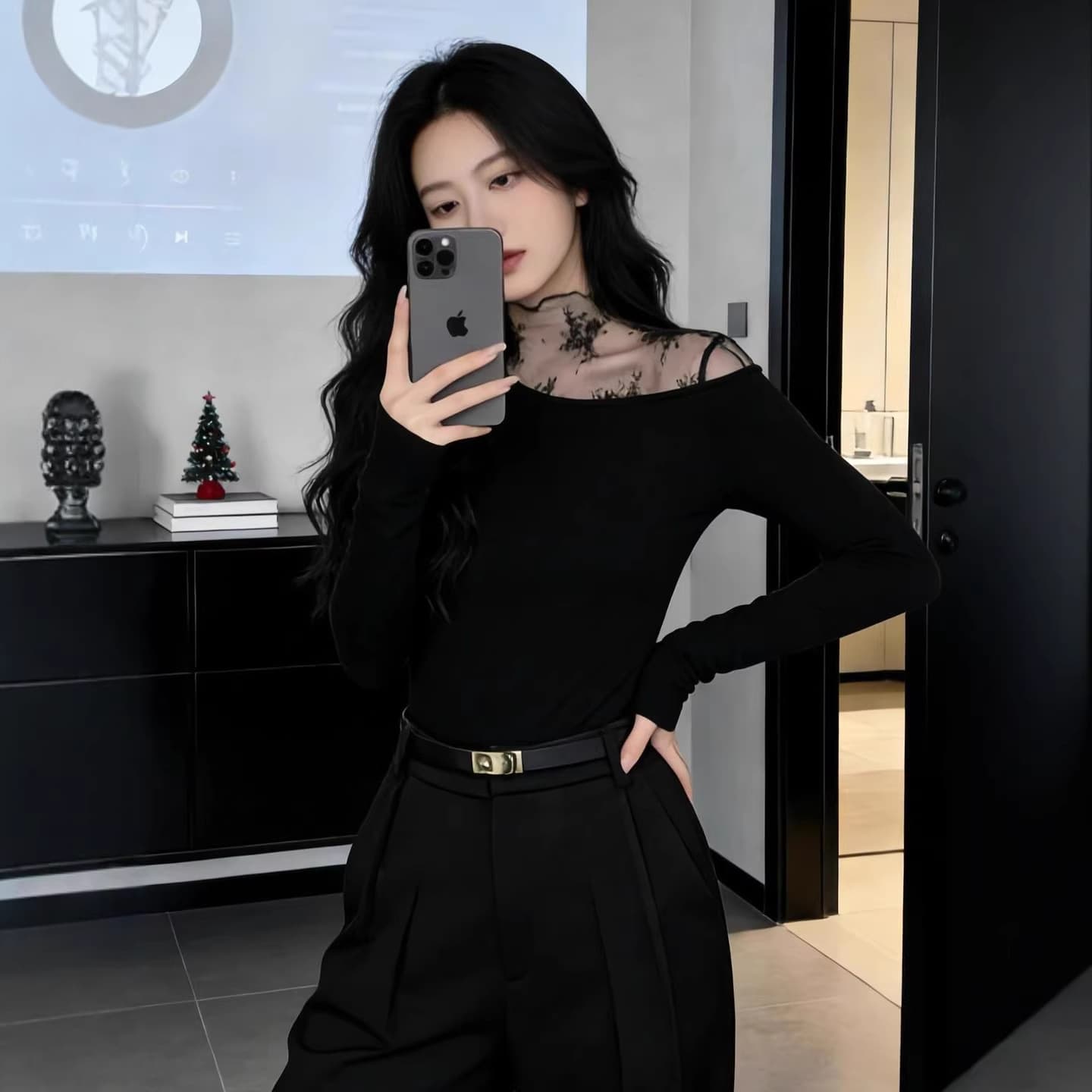 Sexy Black Mesh Lace Patch Long Sleeve T-Shirt for Women, Early Spring Fashionable Slim Fit Inner Layering Top