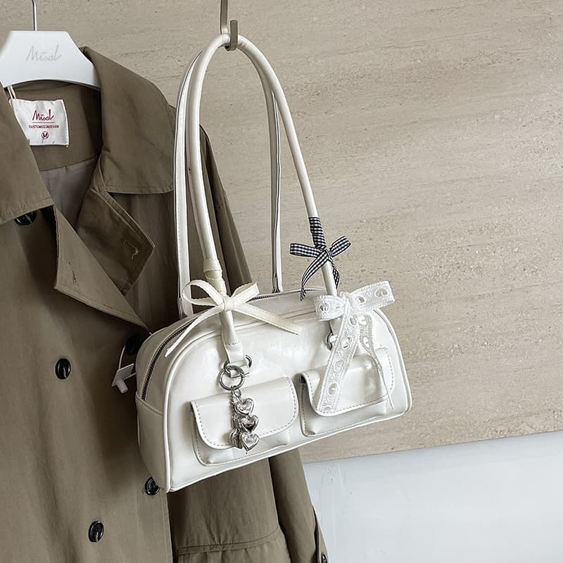 Korean Style Bowler Bag with Bow for Women, Niche Double Pocket Underarm Bag, Boston Bag with Heart Charm, Commuter Shoulder Bag