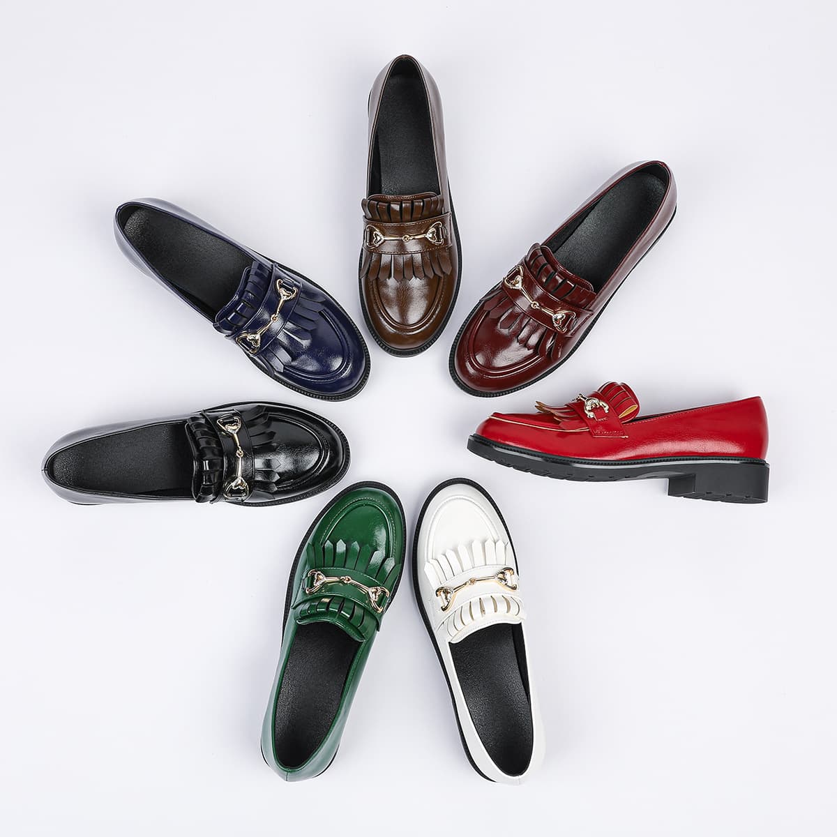 Loafers Retro Patent Leather Tassel Metal Buckle Flat Shoes British Style Slip-on Loafers for Women Low Heel
