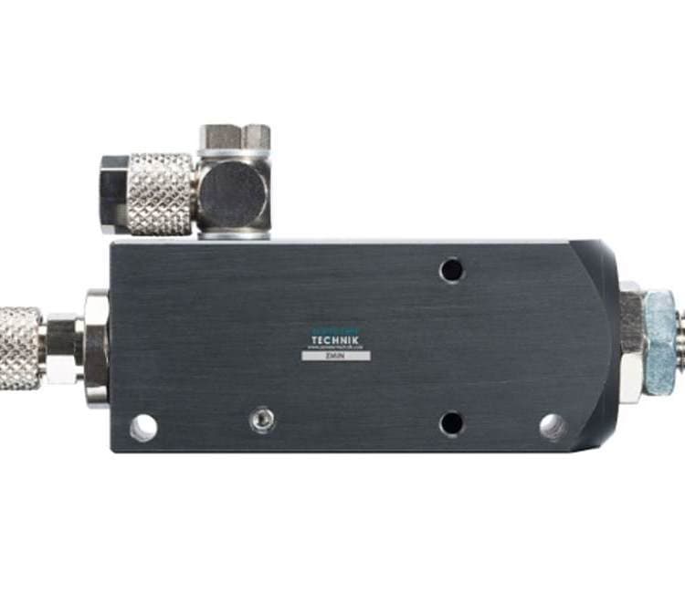 The German-imported Sommer-Technik VP90 vacuum transmitter features a compact design and is easy to install.